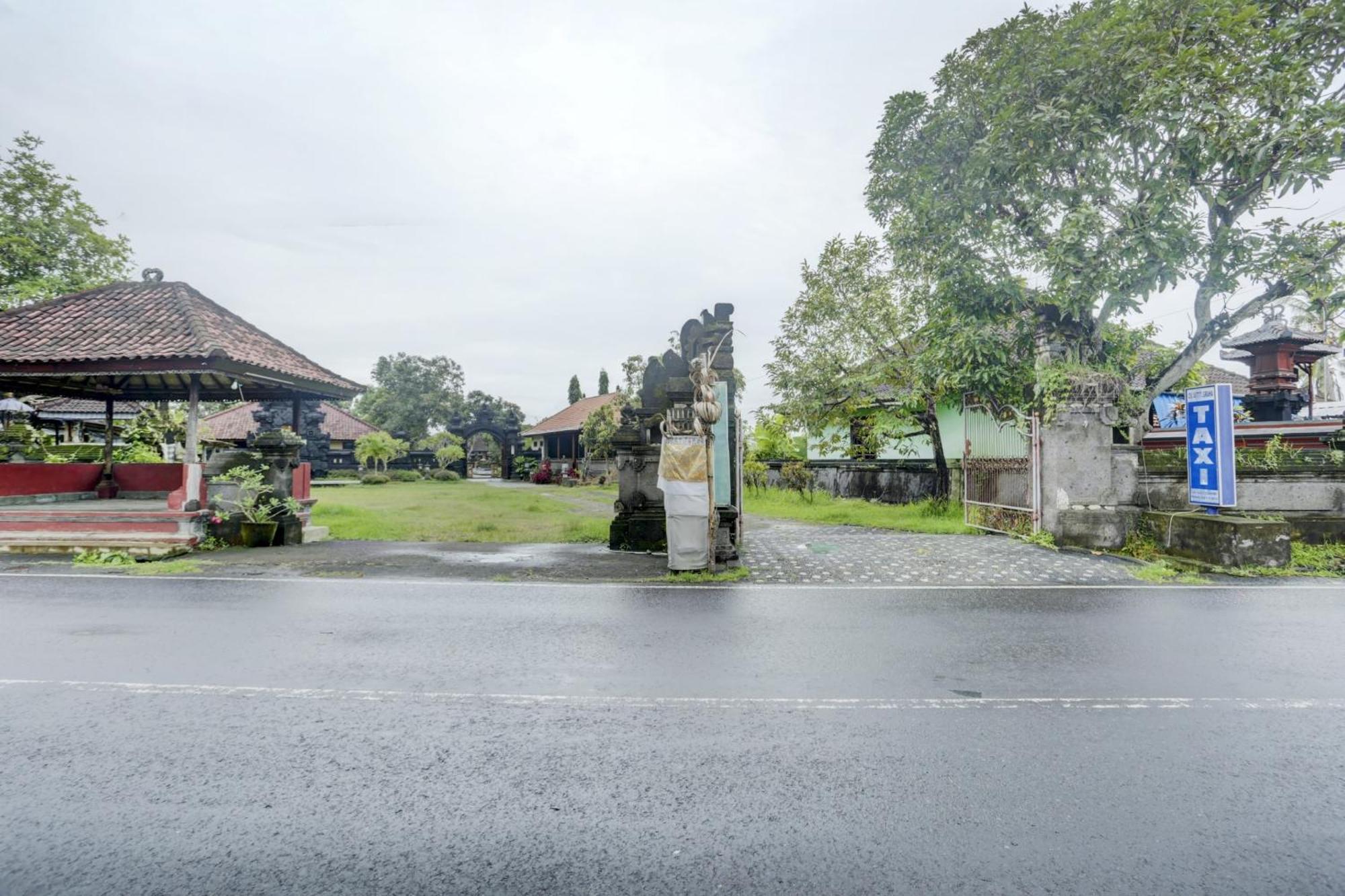 Oyo 1762 Hotel Astiti Graha Tanah Lot Exteriér fotografie
